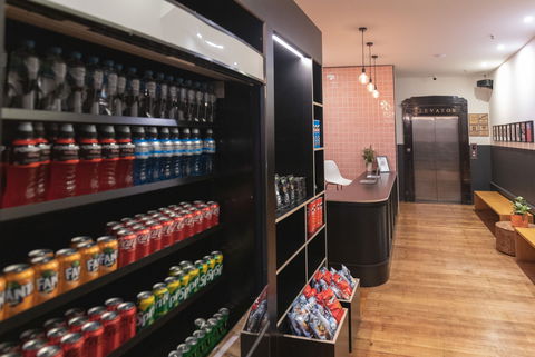 United Backpackers - Accommodation Gold Coast 0