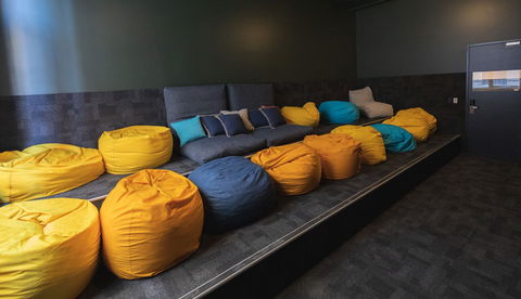 United Backpackers - Accommodation Gold Coast 1