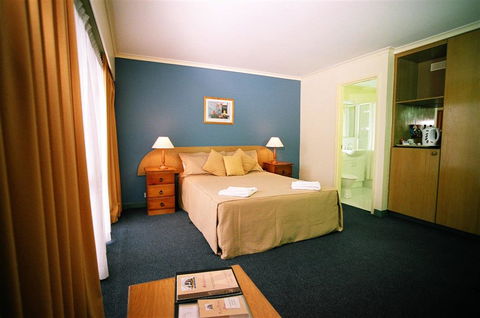 Mount Ommaney Hotel Apartments - Accommodation Gold Coast 2