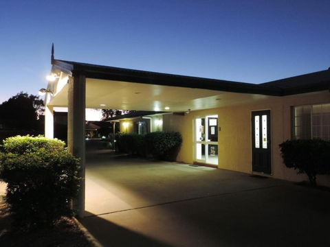 Outback Motel - Accommodation Gold Coast 0