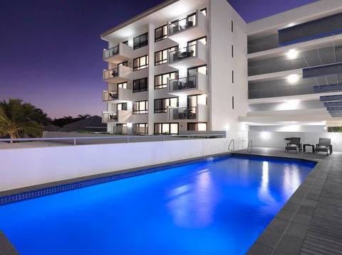 Oaks Carlyle - Accommodation Gold Coast 1