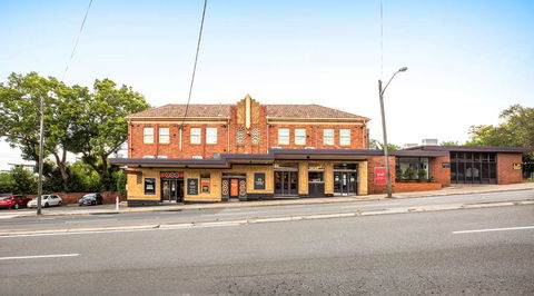 Nightcap At Pymble Hotel - Gold Coast 4U 0