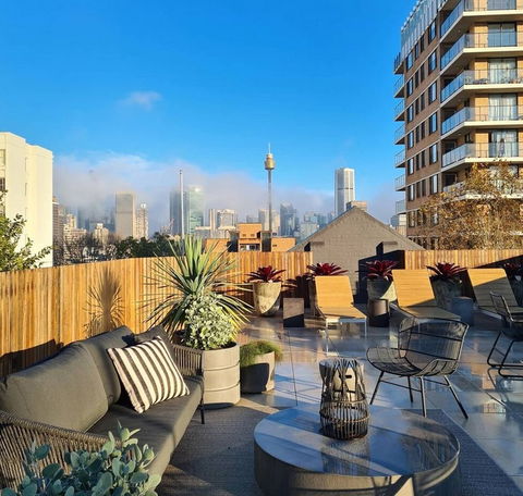 Regents Court - Accommodation Gold Coast 2