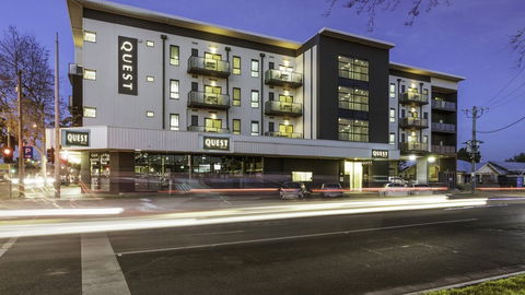Quest Werribee - 1 Gold Coast 2
