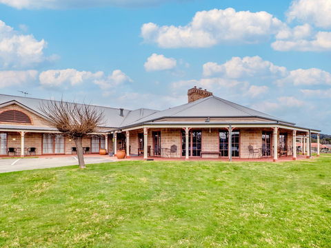 The Bowen Inn Motel - Gold Coast 4U 0