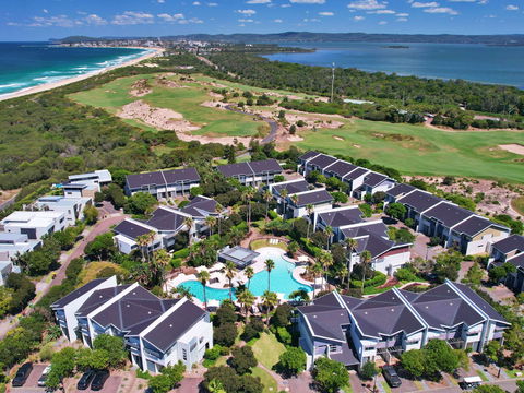 Pullman Magenta Shores Resort - Gold Coast 4U 0