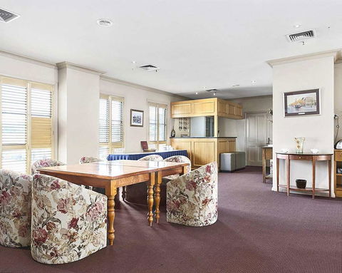 Quality Inn Colonial - Accommodation Gold Coast 2