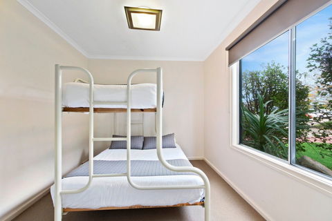 Bellevue on the Lakes - Accommodation Gold Coast 2