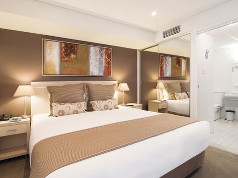Oaks Horizons Hotel - Accommodation Gold Coast 2