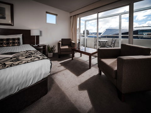 Salamanca Suites - Accommodation Gold Coast 1