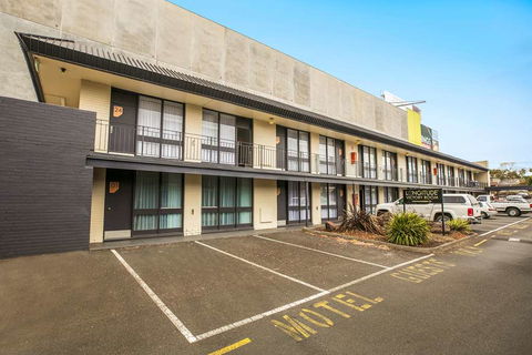 Matthew Flinders Hotel, a NightCap Hotel - Accommodation Gold Coast 1