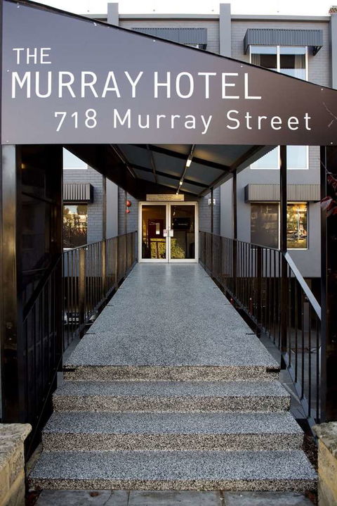 The Murray Hotel - Gold Coast 4U 1