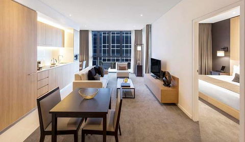Skye Hotel Suites - Gold Coast 4U 5