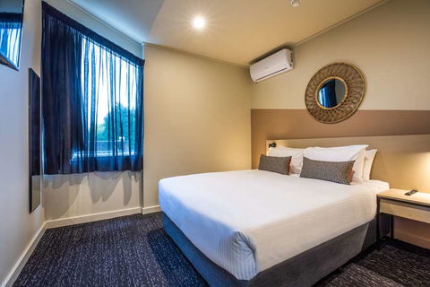 Nightcap at Manhattan Hotel - Accommodation Gold Coast 4