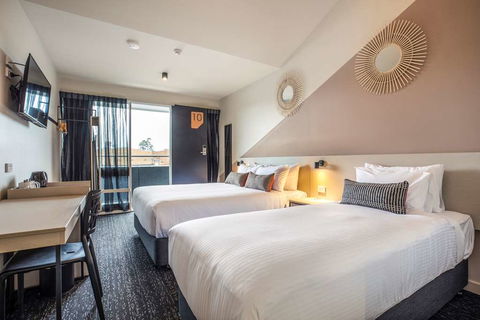 Nightcap at Manhattan Hotel - Accommodation Gold Coast 10