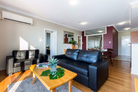 Mont Clare Boutique Apartments - Accommodation Gold Coast 5
