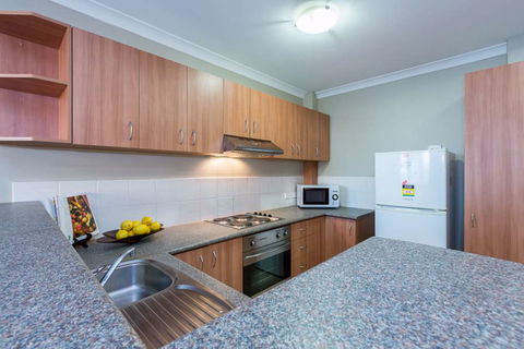 Mont Clare Boutique Apartments - Accommodation Gold Coast 11