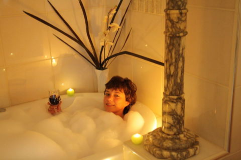 Villa Della Rosa B&B - Accommodation Gold Coast 3