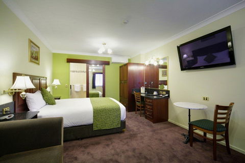 Albury Georgian - Accommodation Gold Coast 3