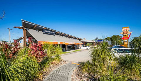 Nightcap at Golden Beach Tavern - Accommodation Gold Coast 1