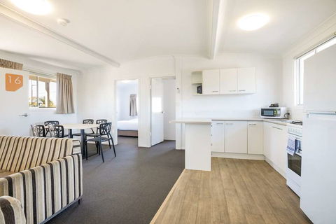 Nightcap at Golden Beach Tavern - Accommodation Gold Coast 8