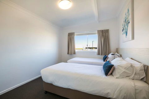 Nightcap at Golden Beach Tavern - Accommodation Gold Coast 12