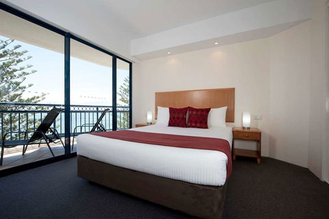 Ramada Resort Golden Beach - Accommodation Gold Coast 10