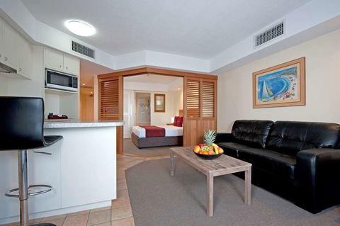 Ramada Resort Golden Beach - Accommodation Gold Coast 12