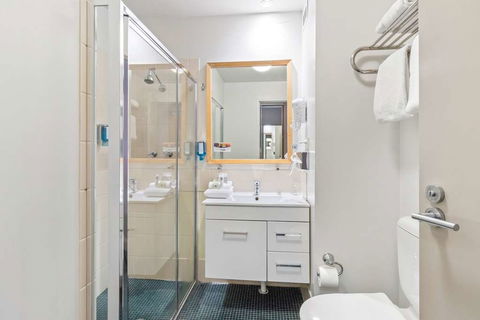 Quality Hotel Dickson - Accommodation Gold Coast 4