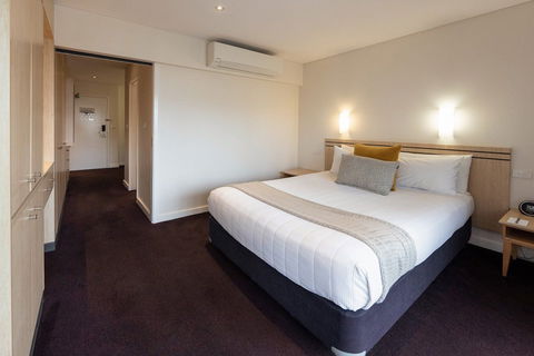 The Executive Inn Newcastle - Gold Coast 4U 4