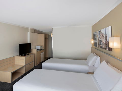 Mercure Newcastle - Gold Coast 4U 5
