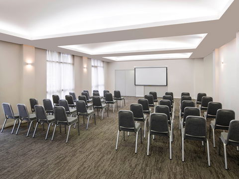 Mercure Newcastle - Gold Coast 4U 9