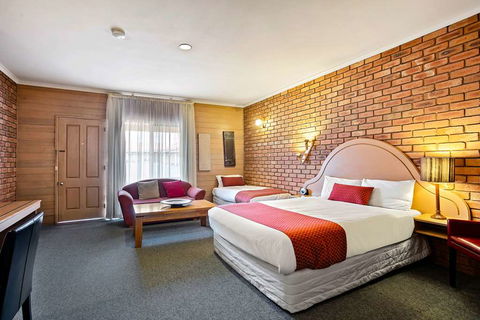 Quality Inn Colonial - Accommodation Gold Coast 7