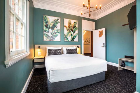 Nightcap At Pymble Hotel - Gold Coast 4U 4