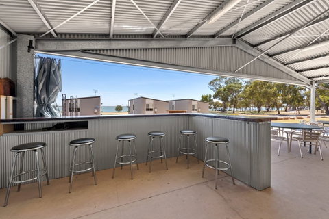 Discovery Parks Lake Bonney - Accommodation Gold Coast 0