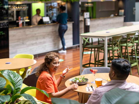 Novotel Darwin Atrium - Accommodation Gold Coast 13