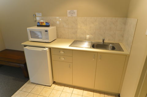 Wattle Grove Motel - Accommodation Gold Coast 5