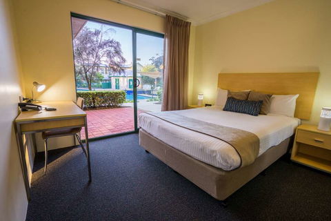 Perth Ascot Central Apartment Hotel - Gold Coast 4U 2
