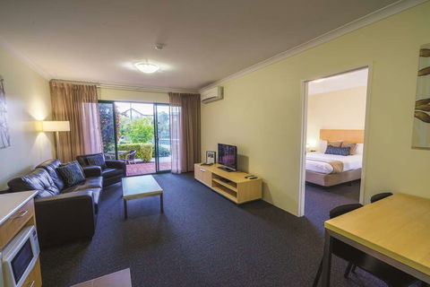 Perth Ascot Central Apartment Hotel - Gold Coast 4U 6