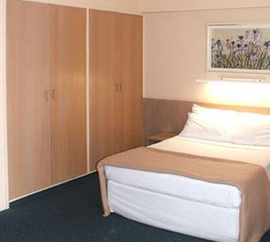 Metropolitan Motor Inn - Accommodation Gold Coast 0