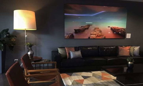 H on Smith Hotel - Accommodation Gold Coast 2