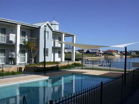 C Mandurah Resort & Serviced Apartments - Gold Coast 4U 1