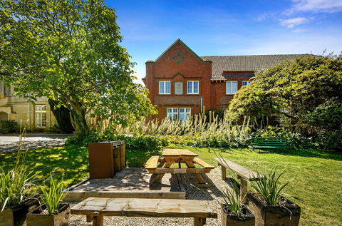 Quest Trinity House - Accommodation Gold Coast 1