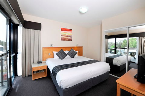 Assured Ascot Quays Apartment Hotel - Accommodation Gold Coast 2