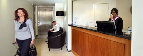 City Edge East Melbourne Serviced Apartm - Accommodation Gold Coast 1