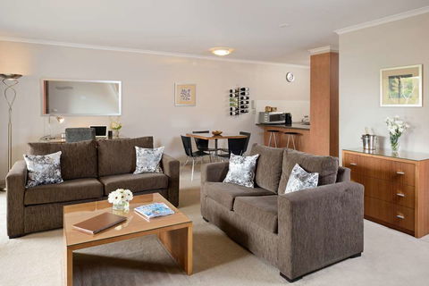 Ringwood Royale Apartment Hotel - Accommodation Gold Coast 2