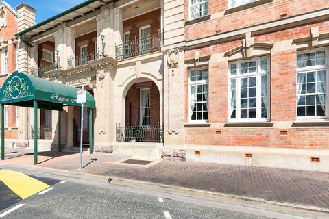 Quality Hotel Regent Rockhampton - Accommodation Gold Coast 1