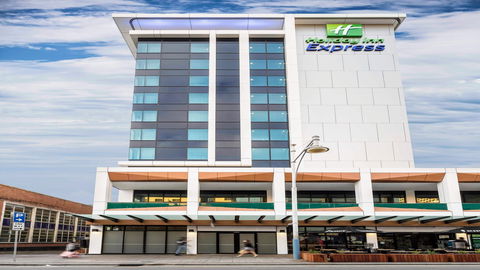 Holiday Inn Express Adelaide City Centre - Accommodation Gold Coast 1