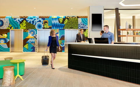 Holiday Inn Express Adelaide City Centre - Accommodation Gold Coast 2