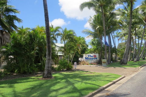 The Shores Holiday Apartments - Gold Coast 4U 0